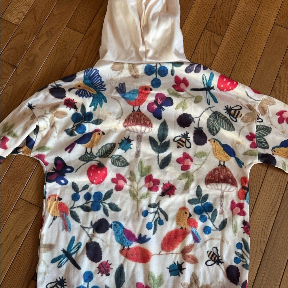 Funky, cottage core pullover - Picture 4 of 4